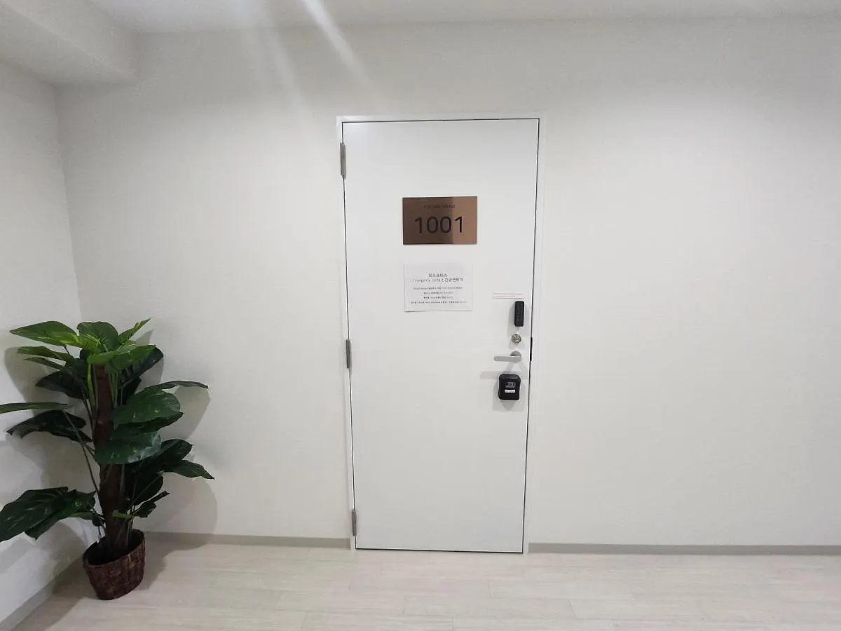 Cocone House 1001 Apartment Osaka Japan